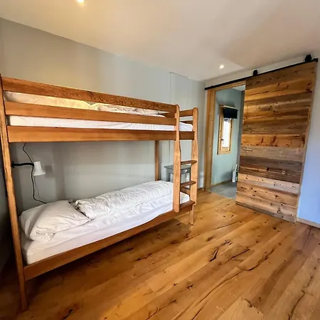 Chalet Renove A Samoens, Proche Centre, Skis-bus