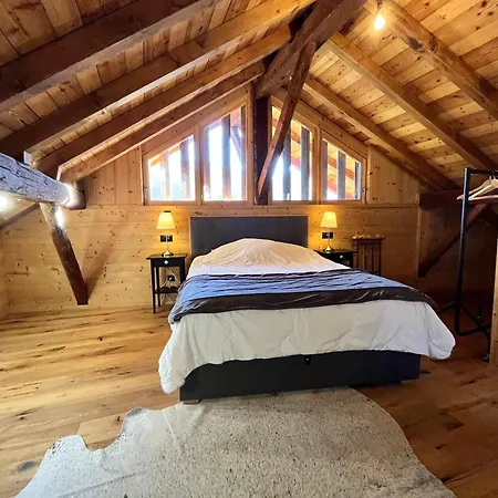 Chalet Renove A Samoens, Proche Centre, Skis-bus